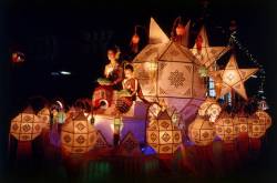 Thailand : Procession Of Highly Decorated Floats , Loy Krathong Festival , Chiang Mai