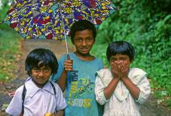 SRI LANKA , South Coast , Tangalle , Three Children Posing