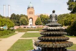 Engelbecken With Indian Fountain Und Michaelkirche, Luisenstadt Canal, Kreuzberg, Berlin, Germany