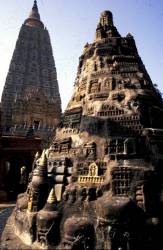 BUDDHISM Bodhgaya Place Of Buddhas Enlightenment With The Mahabodhi Stupa